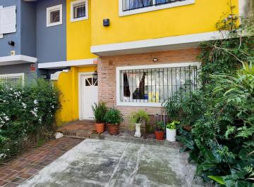 Casa · 3 Dormitorios · 1 Cochera · Casa en Beccar - Vias/rolon