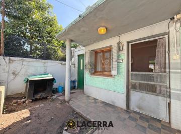 Casa · 136m² · 4 Ambientes · Oportunidad! Venta de Casa en Villa Ballester