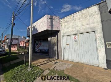 Casa · 200m² · 4 Ambientes · 1 Cochera · Oportunidad en Villa Ballester! Local y Casa en Importante Av