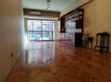 Departamento · 71m² · 3 Ambientes · Venta Departamento 3 Ambientes C/balcon Al Frente