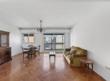 Departamento · 99m² · 5 Ambientes · Venta Departamento 5 Ambientes Balcon Al Frente Flores Apto Credito