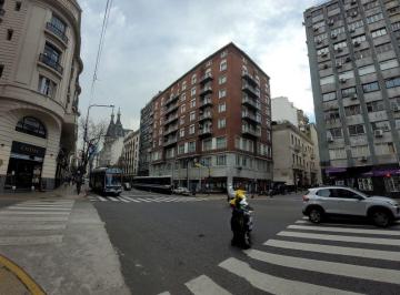 Oficina comercial de 3 ambientes, Monserrat · Bolìvar Esq. Av Belgrano Excelente Edificio Oficinas Mix Vvda. Fte. Bcòn 3 Amb. + Coc. + Baño Compl. Vig