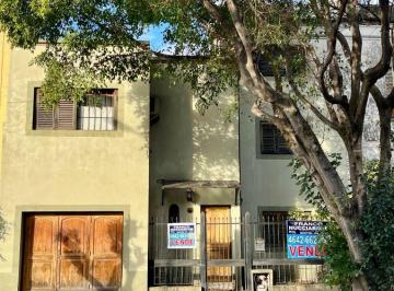 Casa de 6 ambientes, Liniers · Casa Ex Municipal 5 Ambientes