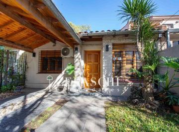 Casa · 90m² · 3 Ambientes · Venta: Casa Sobre Calle Fredes, Ciudad Jardín