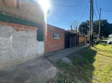 Casa de 4 ambientes, Ezeiza · Casa con Local a Terminar Ta en Carlos Spegazzini con Escritura