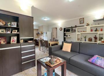 PH · 118m² · 3 Ambientes · 1 Cochera · Venta Casa PH 3 Ambientes en Los Acantilados con Parque