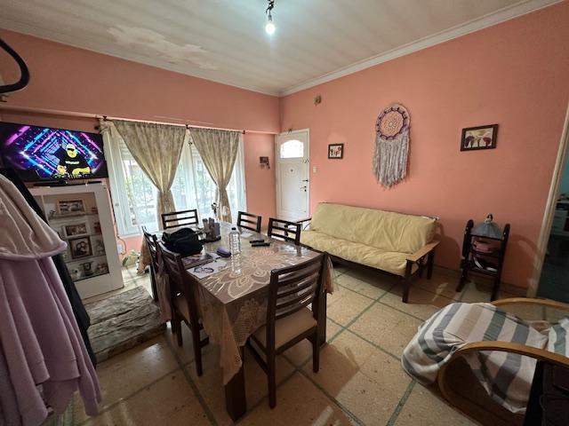 Casa · 159m² · 4 Ambientes · 1 Cochera