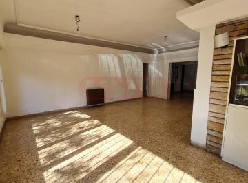 Casa de 5 ambientes, San Isidro · Chalet en Alquiler 6 Amb Jardín Quincho y Pileta Martinez