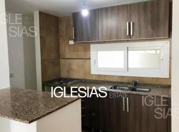 Departamento · 80m² · 3 Ambientes · 1 Cochera · Departamento en Venta en Esmeralda Suites, Pilar