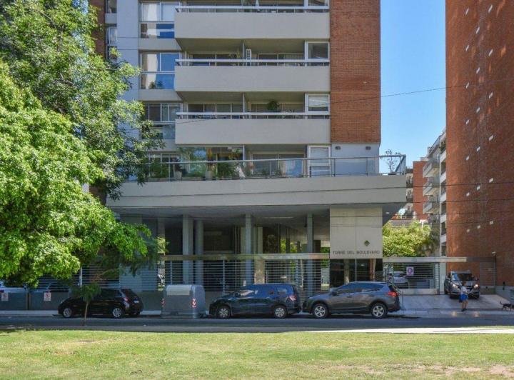 Alquiler Dto. 5 Amb. con Cochera Full Amenities