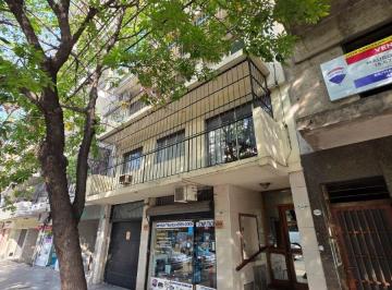 Departamento de 2 ambientes, Flores · Departamento 2 Amb. - Lavadero Independiente - Sobre Av - Muy Buena Ubicacion