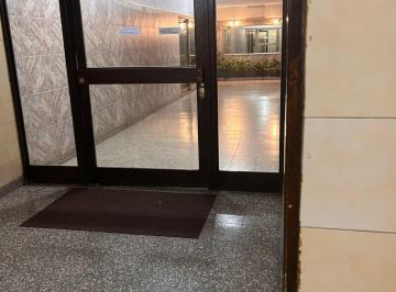 Departamento de 3 ambientes, Lomas de Zamora · Excelente Dpto a Cuadras del Centro