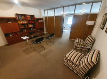 Oficina comercial de 2 ambientes, San Nicolás · Oficina Al Frente - 2 Despachos - Cocina Kichinette - Baño Completo