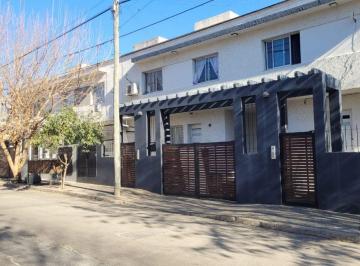 Departamento de 1 ambiente, Villa Carlos Paz · Duplex en Venta! 1 Dor C/ Cochera