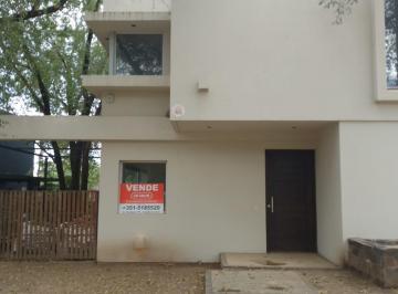 Casa · 352m² · 5 Ambientes · 2 Cocheras · Dúplex en Venta en Villa Warcalde de 3 Dorm. en Housing