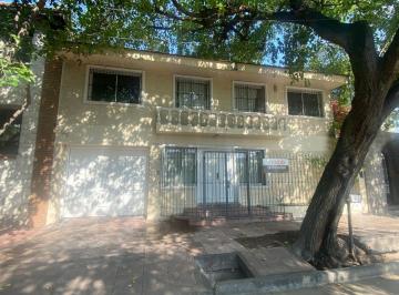 Casa de 6 ambientes, Ciudad de Mendoza · Hermosa Casa Sexta Sección