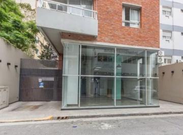 Local comercial · 142m² · Local Comercial. Desarrollado en Pb y 1° Piso