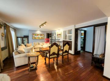 Casa de 7 ambientes, Salta · Casa con 502 m² de Terreno y 3 Dorm. en Venta en Salta Capital