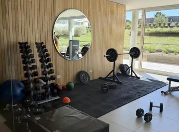 Departamento · 64m² · 2 Ambientes · Departamento en Alquiler - 1 Dormitorio 4 Baños - Beccar