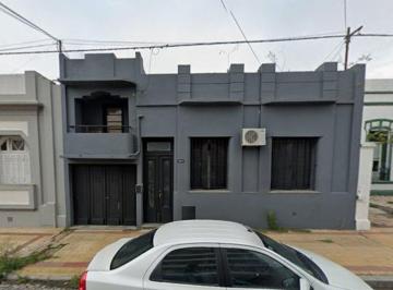 Casa · 171m² · 6 Ambientes · Alquiler Casa Uso Profesional – Zona Semicentrica