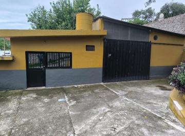 Depósito · 469m² · Venta Galpon con Oficinas en Unquillo Córdoba