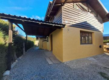 Casa · 120m² · 5 Ambientes · Venta de Casa en Barrio Las Victorias.