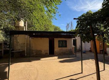 Casa · 90m² · 4 Ambientes · Casa a Refaccionar en Reconquista 1361