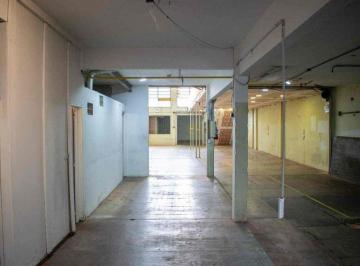 Bodega-Galpón · 364m² · Alquiler Galpon C/oficinas en V. Urquiza, P/pyme!