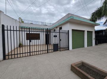RLD-RLD-2608_2 · Casa en Venta Palomar - 3 Amb con Patio y Dto 2 Amb Al Fondo