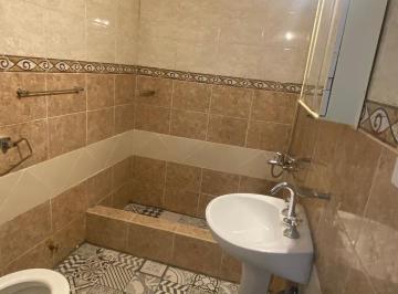 Departamento de 2 ambientes, Parque Patricios · Oportunidad! Dueño Vende Impecable 2 Ambientes Refaccionado a Nuevo en Parque Pa