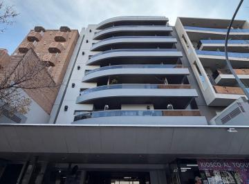 Departamento · 70m² · 3 Ambientes · Vendo Departamento 2 Dorm. con Terraza Propia a m de Plaza España - Nueva Cordoba