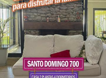 Casa · 600m² · 6 Dormitorios · 1 Cochera · Casa 6 Dorm. en Santo Domingo Al 700