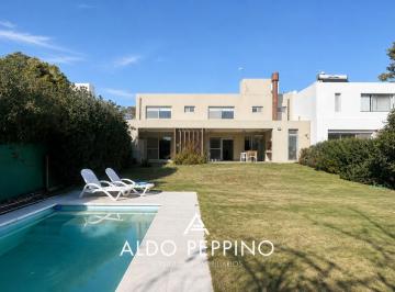 Foto · Casa Premium en Santina Norte