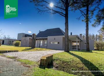 LGP-LGP-78_2 · Casa de 264 m² con 2 Dorm. en Venta en General Rodríguez