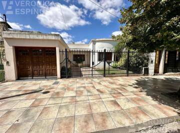 Casa · 200m² · 5 Ambientes · 2 Cocheras · Casa Venta en Haedo Sur 5 Ambientes