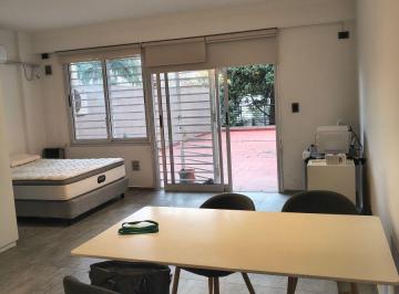 Departamento de 1 ambiente, Monte Castro · Monoambiente con Gran Patio en Excelente Zona!