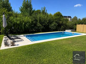 Casa · 165m² · 5 Ambientes · 3 Cocheras · Casa - Santa Guadalupe