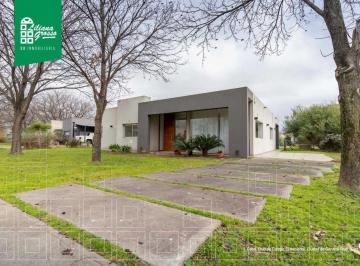 LGP-LGP-22_2 · Venta Casa Club de Campo El Nacional General Rodriguez