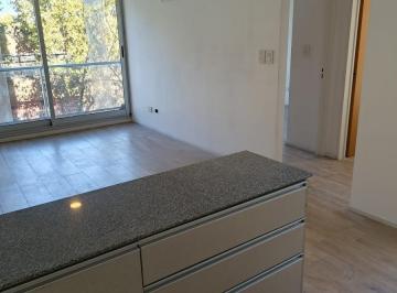 Departamento · 38m² · 2 Ambientes · Alquiler Departamento 2 Ambientes Caseros en Zona Comercial