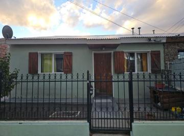 Casa de 5 ambientes, Esquel · Casa en Barrio Sargento Cabral