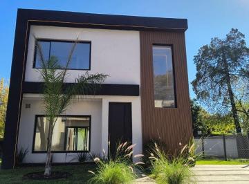 VRP-VRP-455_2 · Venta de Casa Minimalista en Parque Leloir, a Estrenar