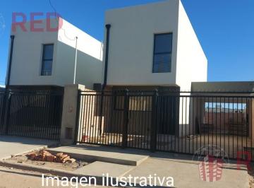 PH · 99m² · 3 Ambientes · 1 Cochera · PH en Centenario