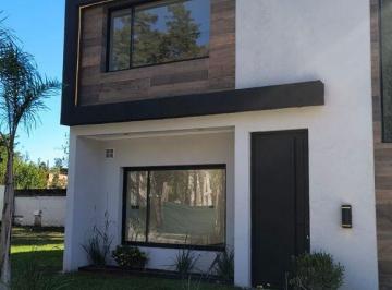 VRP-VRP-456_2 · Venta de Casa Minimalista en Parque Leloir, a Estrenar