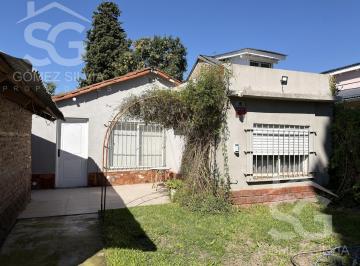 Casa · 75m² · 3 Ambientes · 6 Cocheras · Casa en Venta 3 Ambientes, Gran Parque, Buena Ubicacion