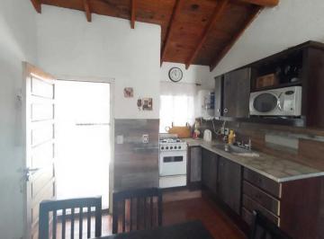 Casa · 138m² · 3 Ambientes · 1 Cochera · Casa en Venta - 2 Dorm. 1 Baño - 138.96 m² - Mar del Tuyu