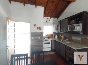 Casa · 138m² · 3 Ambientes · 1 Cochera · Casa en Venta - 2 Dorm. 1 Baño - 138.96 m² - Mar del Tuyu