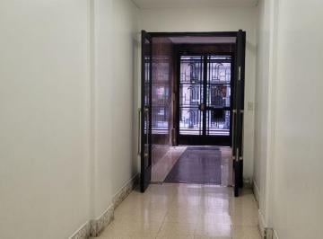 Oficina comercial de 3 ambientes, Retiro · Paraguay y San Martín Excelente S - Piso Oficina Fte. Recepción + 2 Despachos Salida a Balcón + Arch.