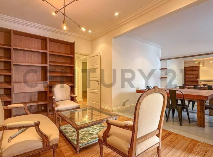 Casa · 147m² · 4 Ambientes · 1 Cochera