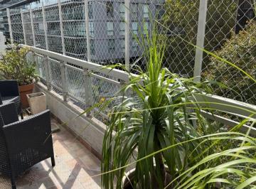 Departamento · 65m² · 2 Ambientes · 1 Cochera · Alquiler 2 Amb. con Escritorio Amoblado. Balcon Amplio y Luminoso, con Cochera