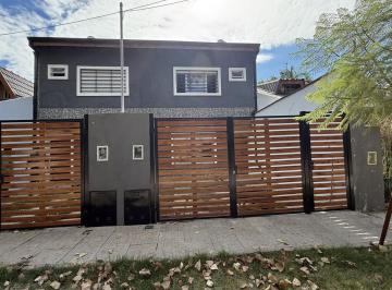 Casa · 187m² · 3 Ambientes · 1 Cochera · Duplex a Estrenar en Villa Udaondo - Ituzaingo